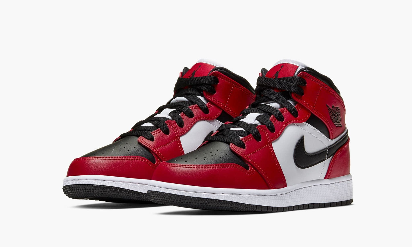 Air Jordan 1 Mid 'Chicago Back Toe'