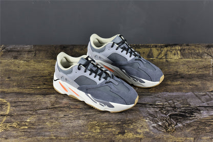 Yeezy Boost 700 'Magneet'