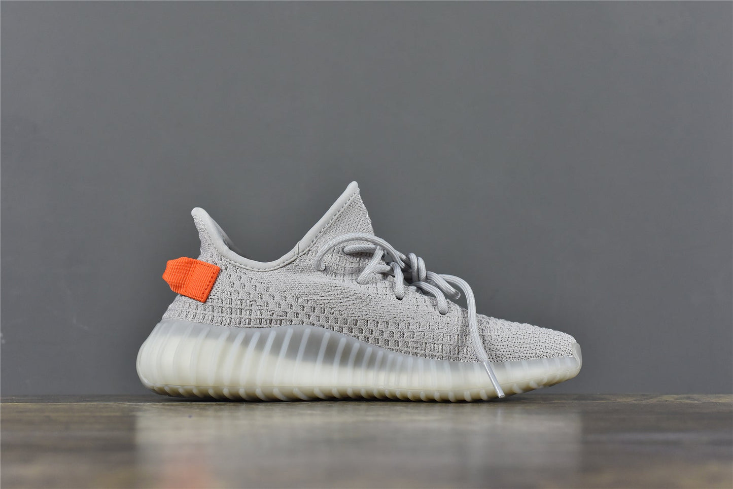 Yeezy Boost 350 V2-achterlicht