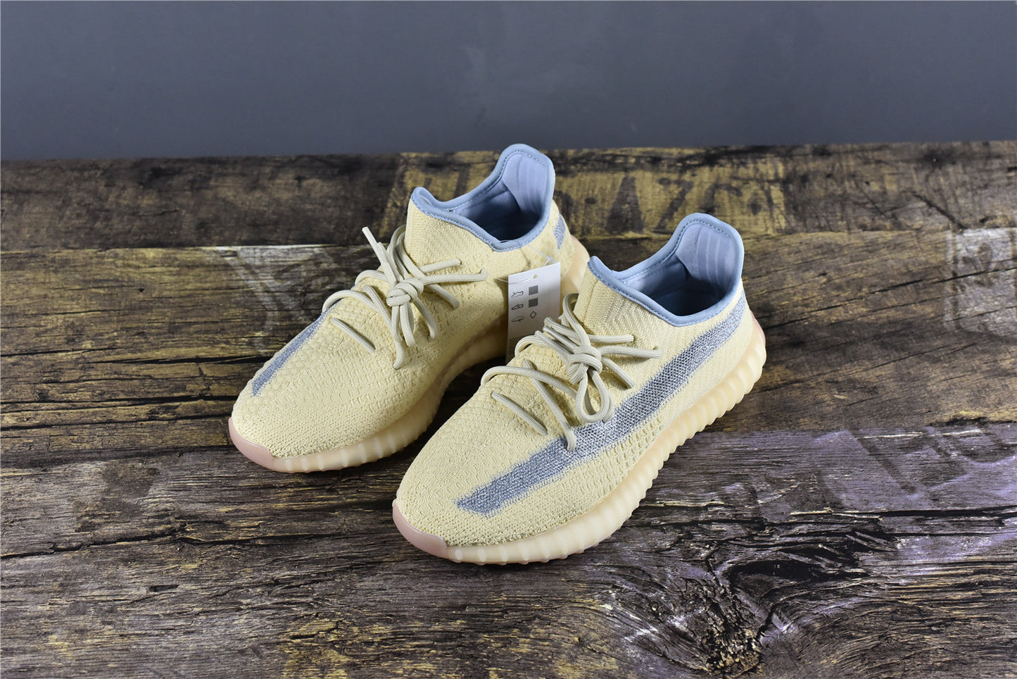 Yeezy Boost 350 V2 Linnen