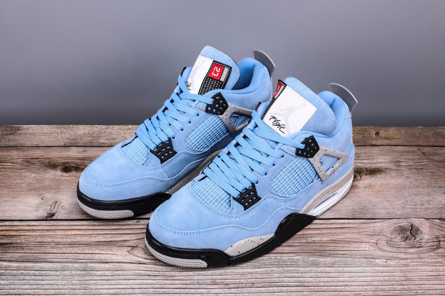 AJ 4 'University Blue'