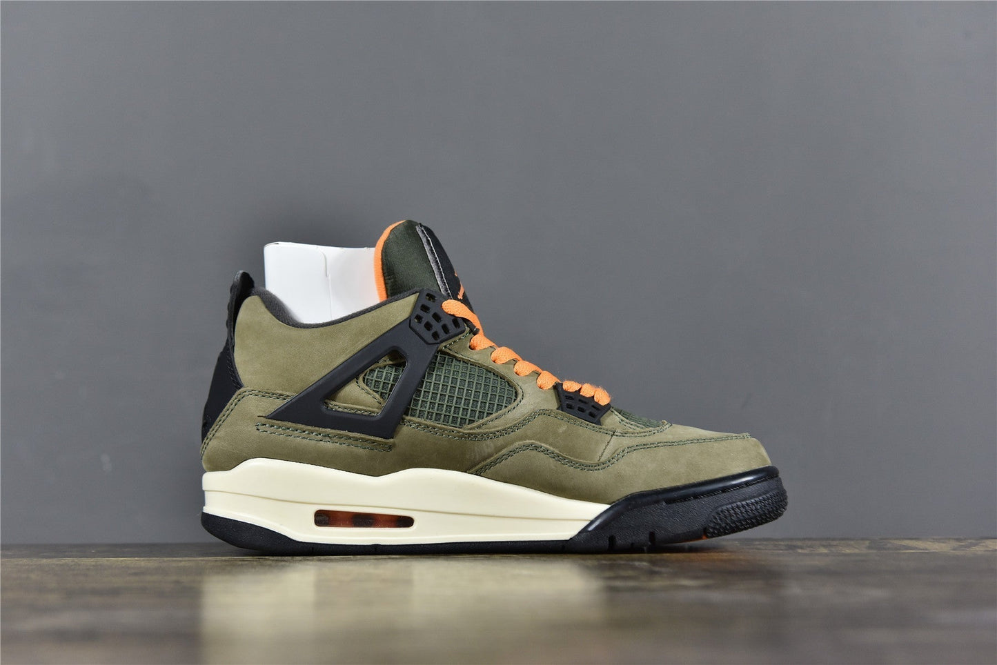 AJ 4 Retro 'Ongeslagen'