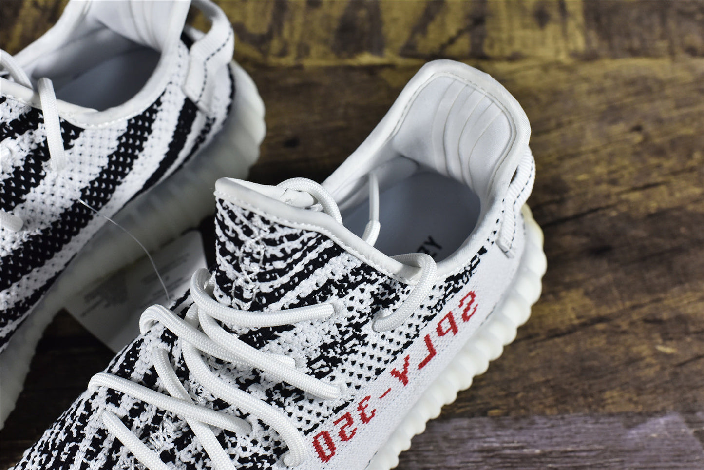 Yeezy Boost 350 V2 Zebra