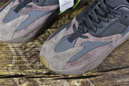 Yeezy Boost 700 'Mauve'