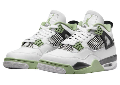 AJ 4 'Zeeschuim'